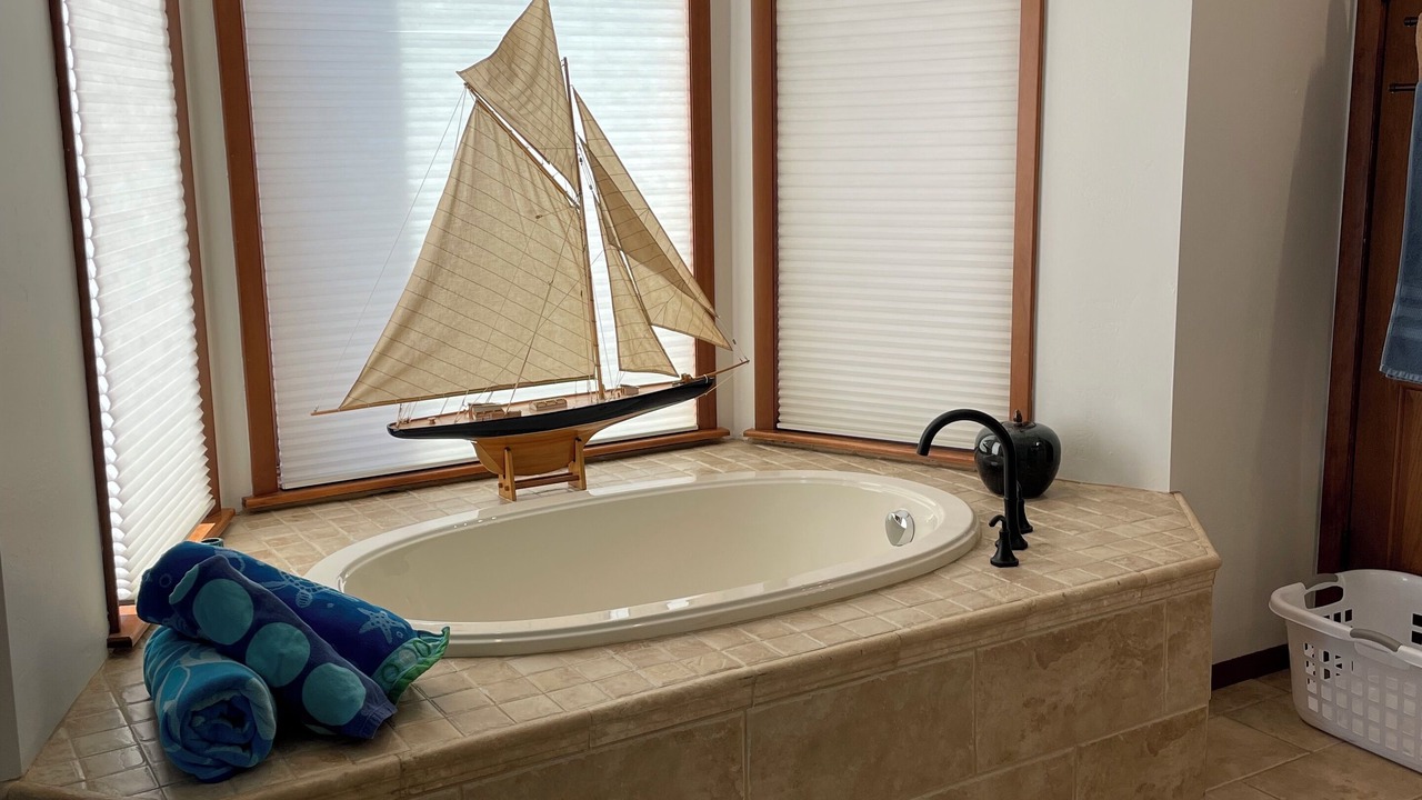 Photo of Bathroom in Baileys Harbor