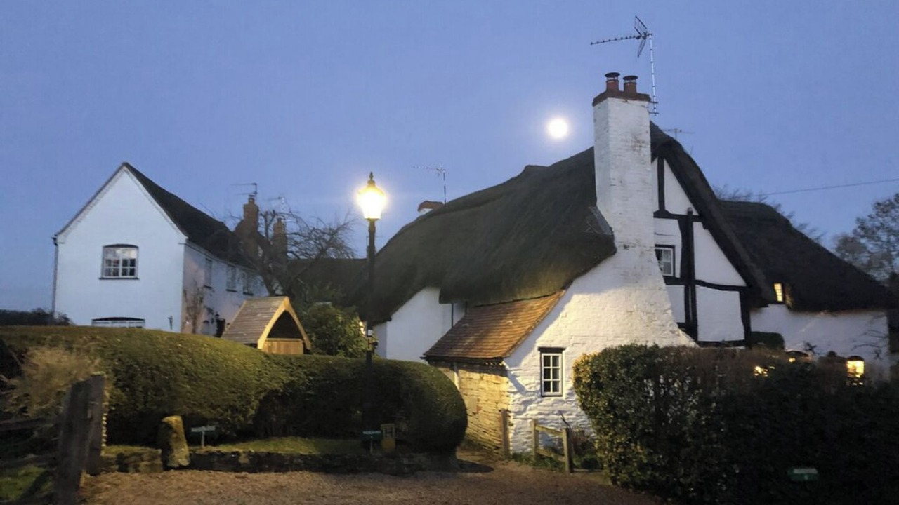 Photo of Outdoor in Shottery
