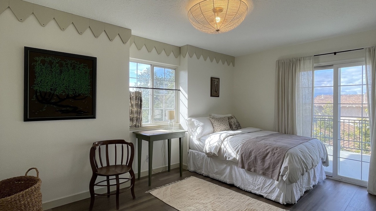 Photo of Bedroom in Thousand Oaks