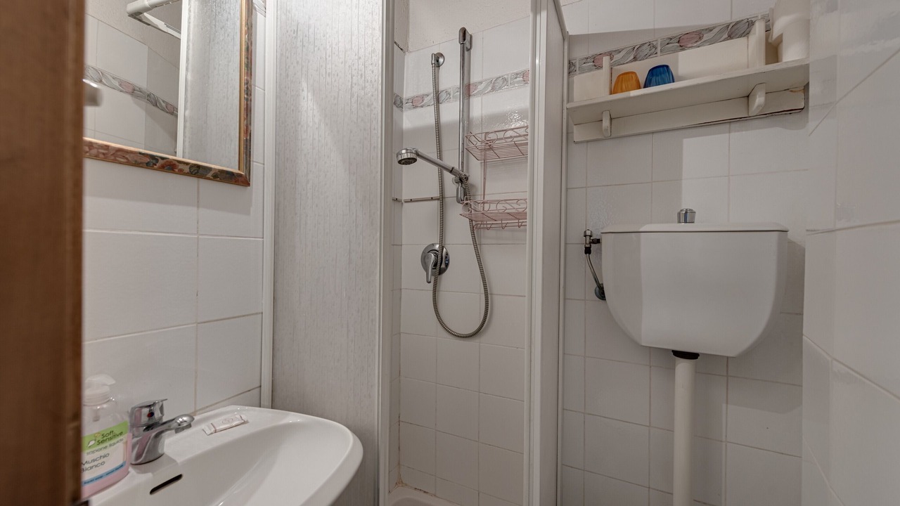 Photo of Bathroom in Gattaia