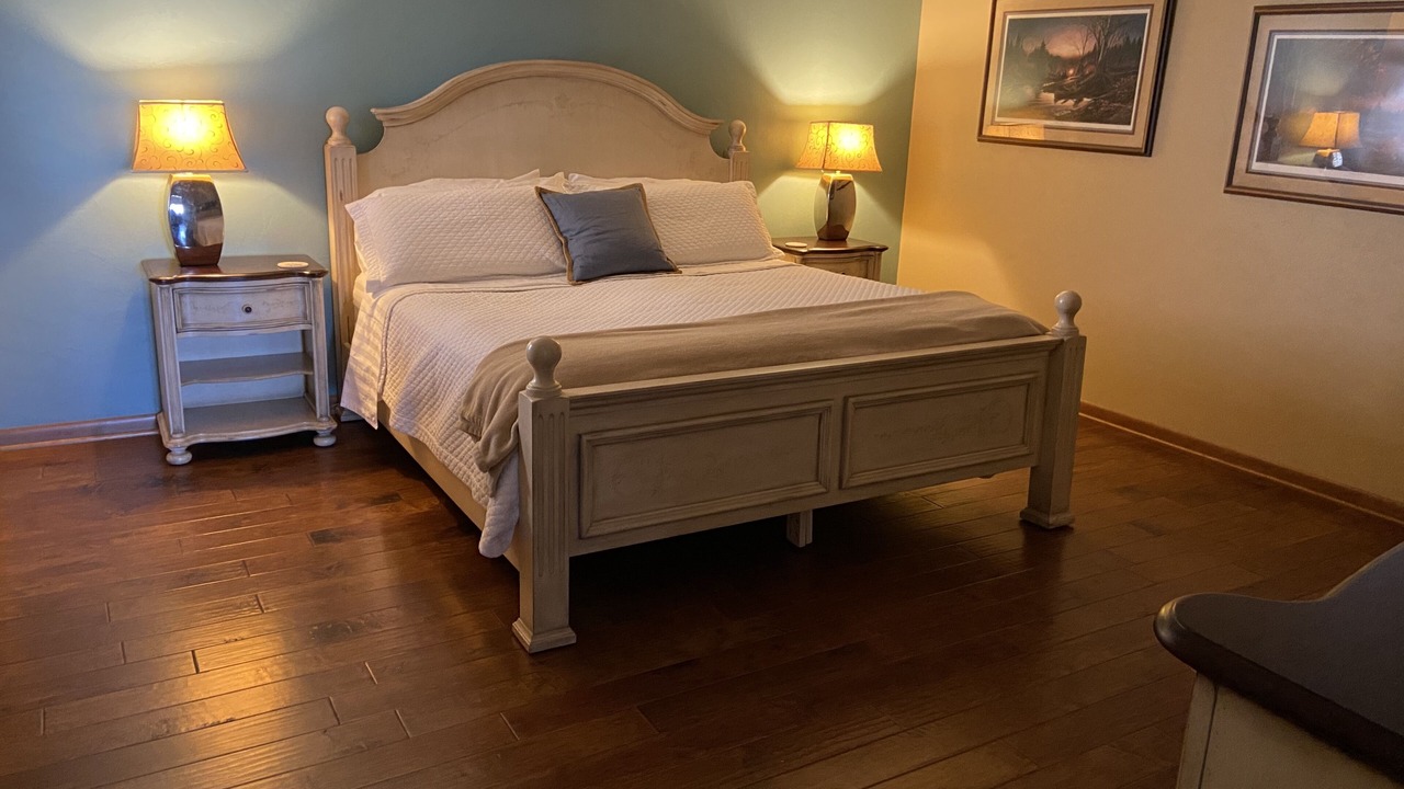 Photo of Bedroom in Baileys Harbor