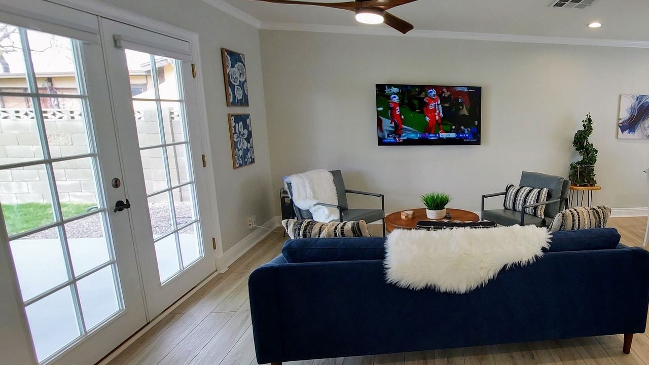 Photo of Livingroom in Simi Valley