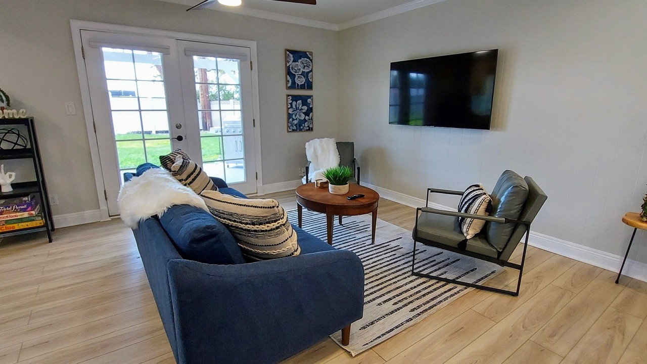 Photo of Livingroom in Simi Valley