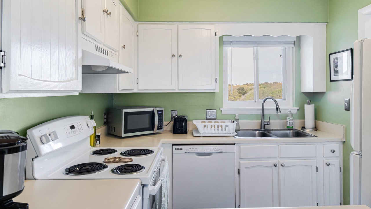 Photo of Kitchen in Caswell Beach