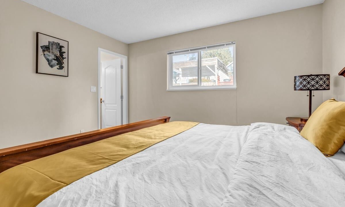 Photo of Bedroom in Fraserview