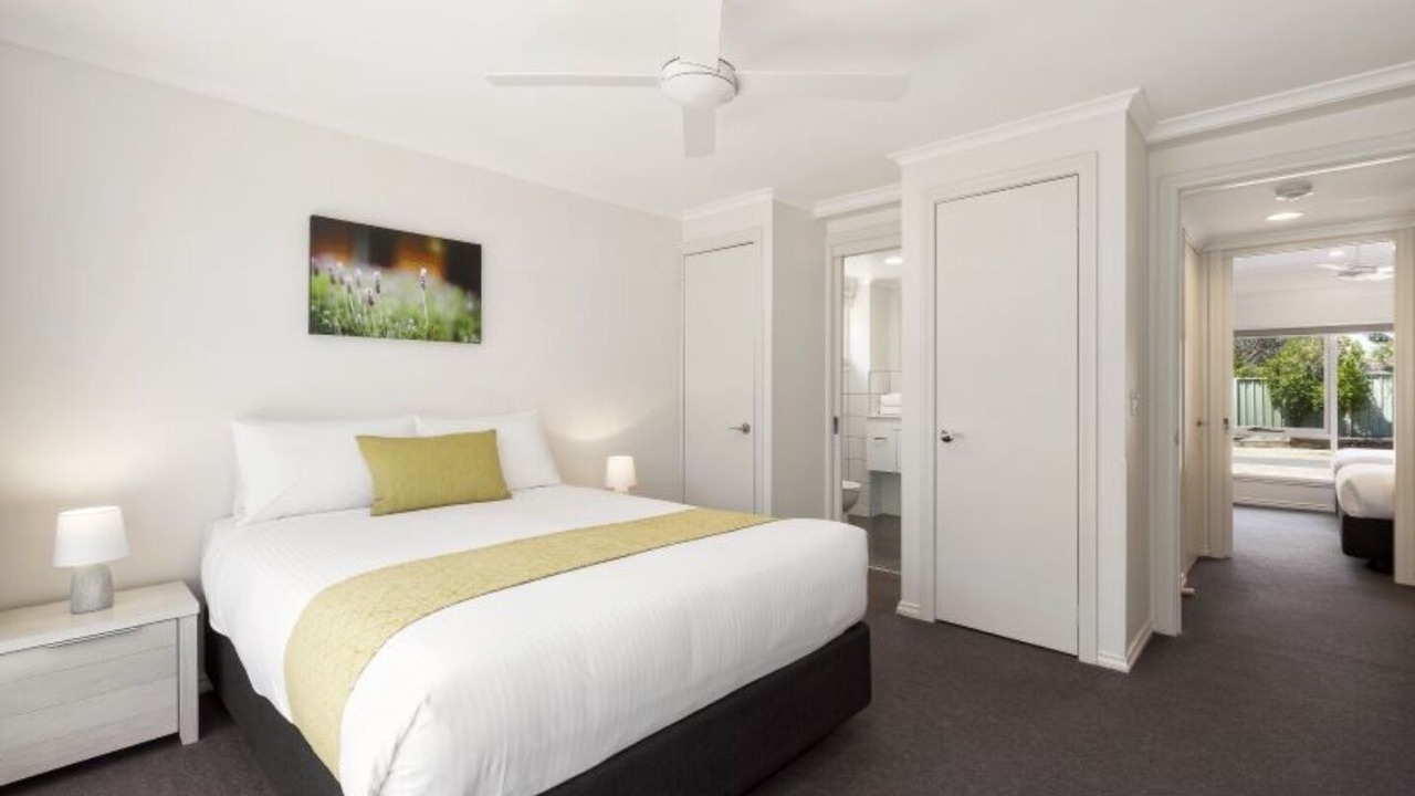 Photo of Bedroom in Crystal City