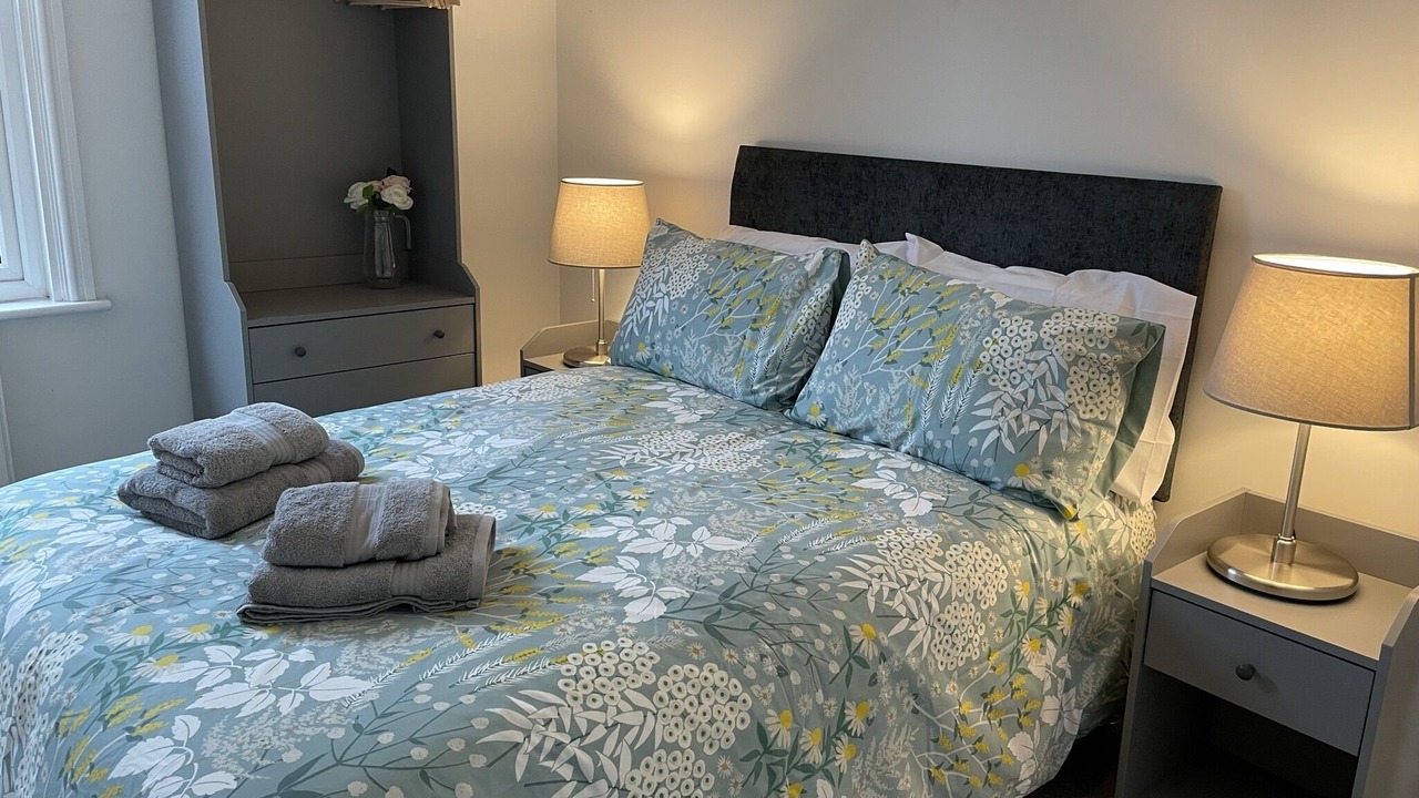 Photo of Bedroom in Frampton on Severn
