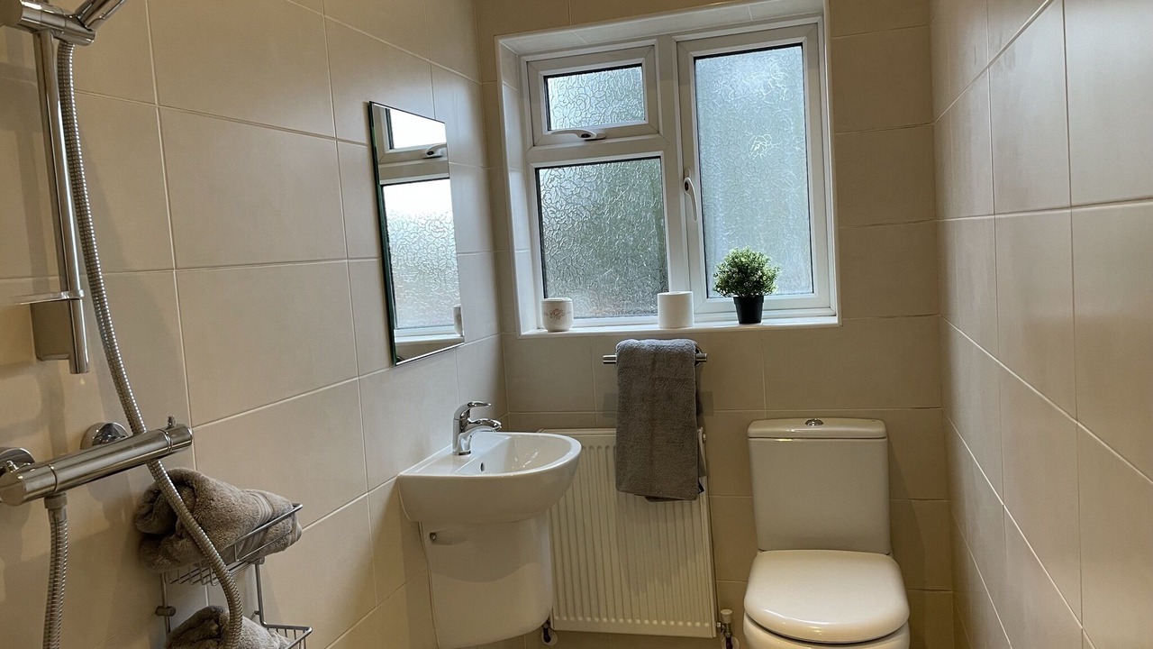 Photo of Bathroom in Frampton on Severn