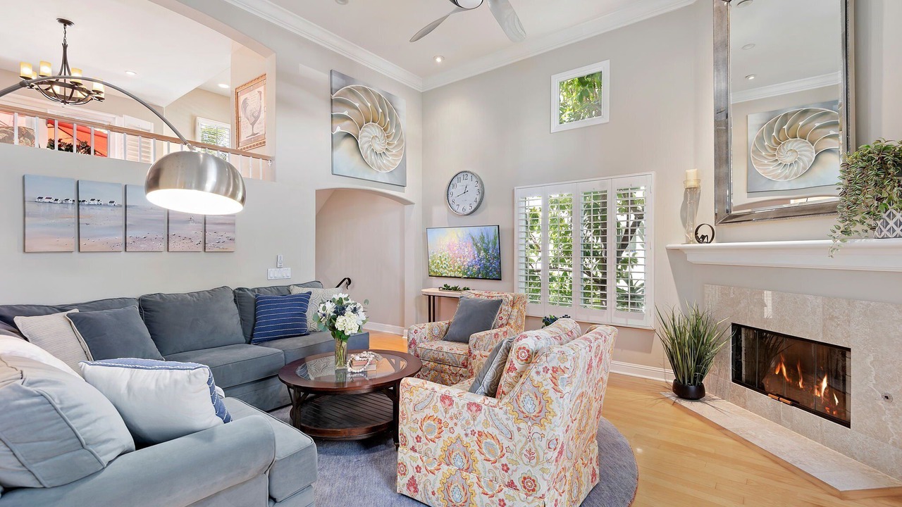 Photo of Livingroom in The Mesa