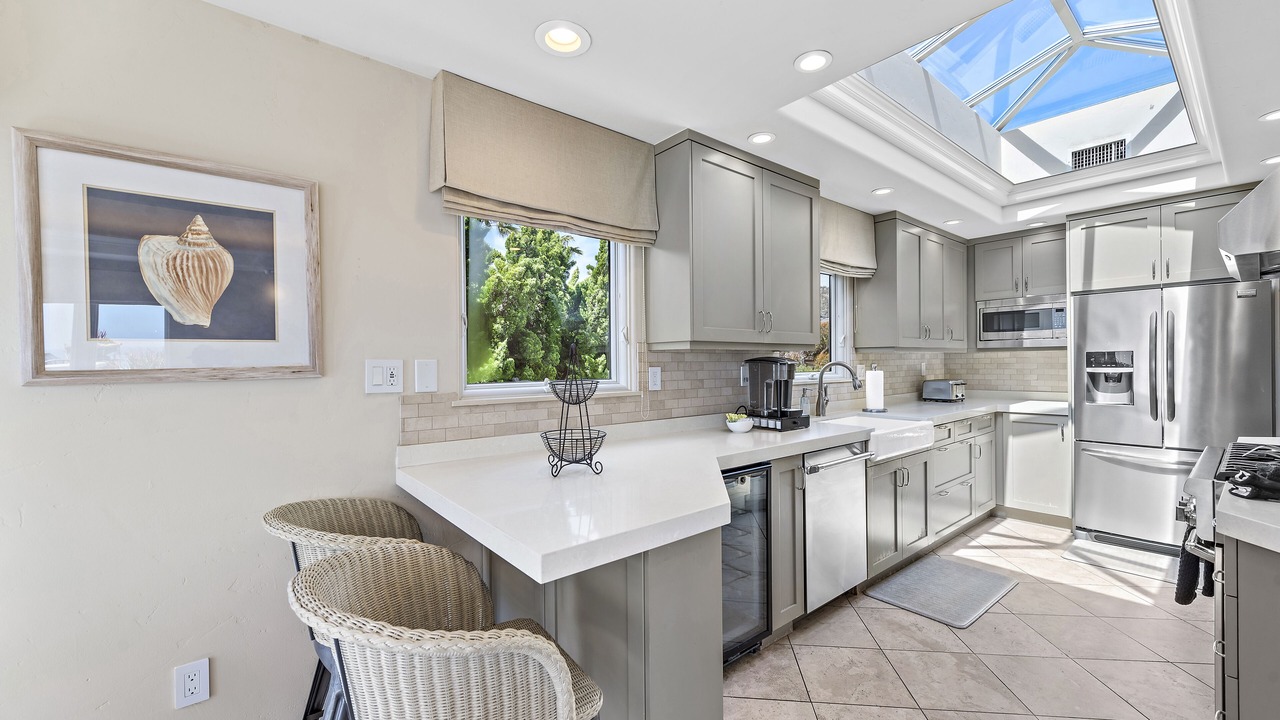 Photo of Kitchen in Laguna Beach
