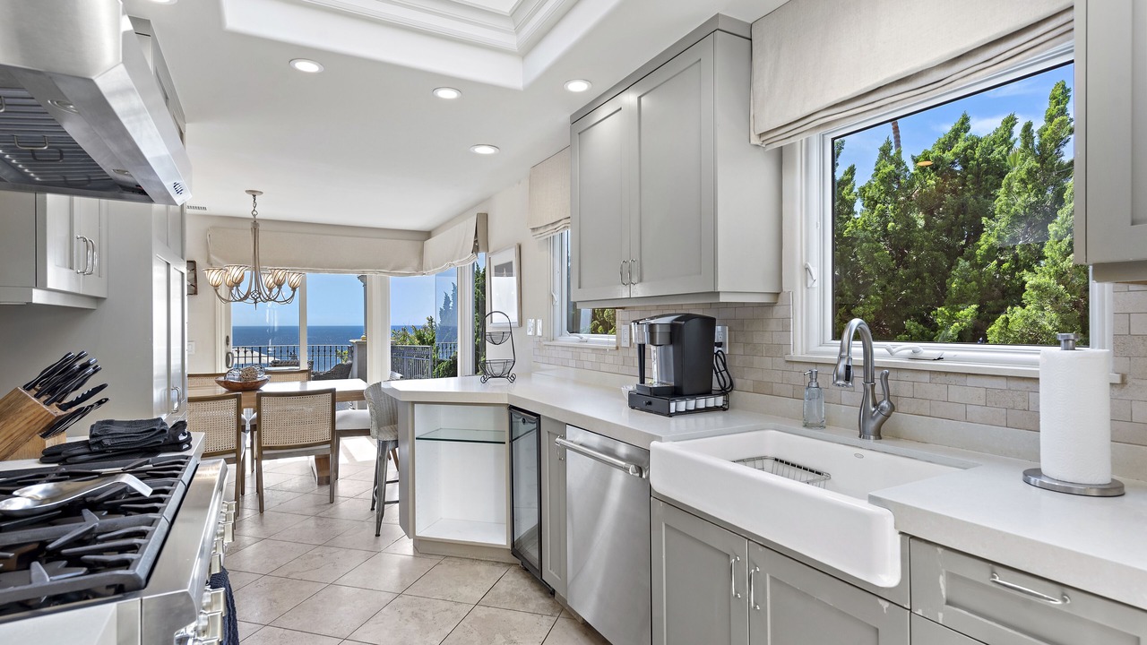 Photo of Kitchen in Laguna Beach