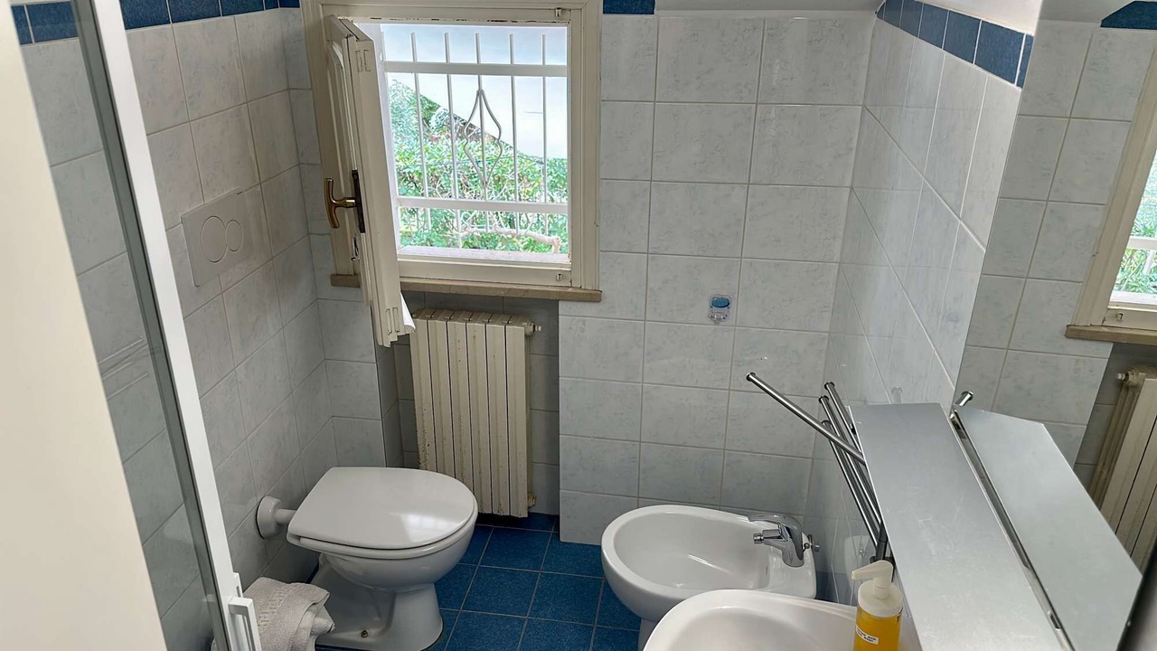 Photo of Bathroom in Alba