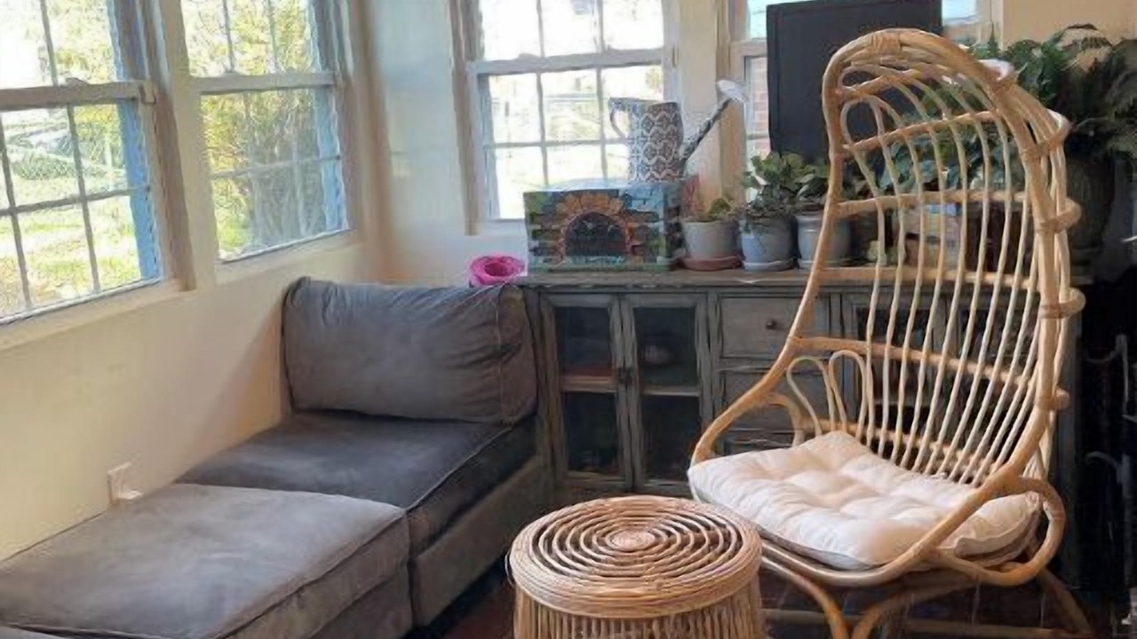 Photo of Livingroom in Deanwood
