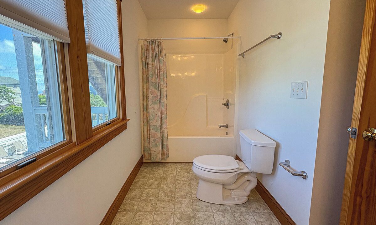 Photo of Bathroom in Carolina Dunes