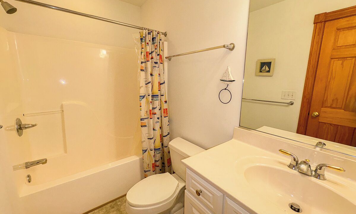 Photo of Bathroom in Carolina Dunes