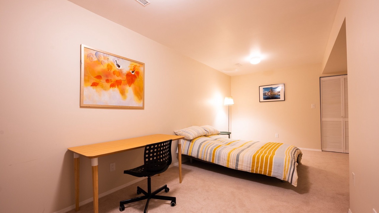 Photo of Bedroom in Caulfeild