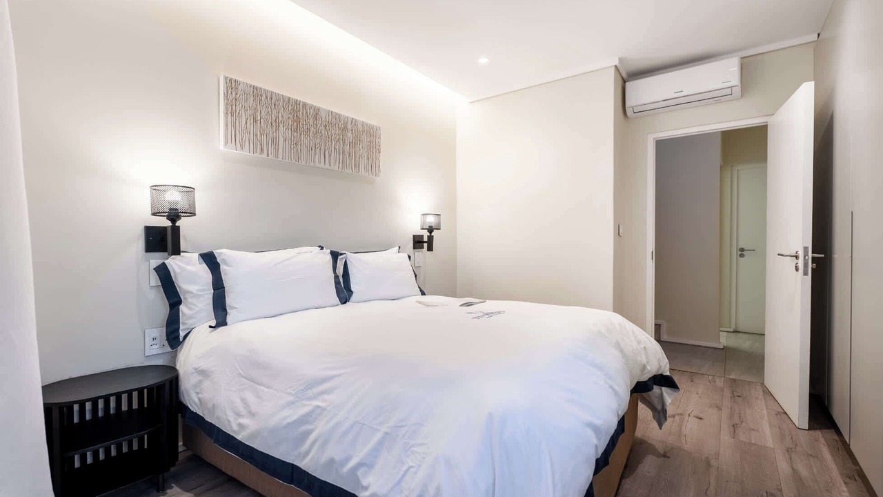 Photo of Bedroom in Camps Bay