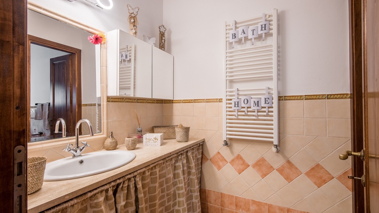 Photo of Bathroom in Torre A Castello
