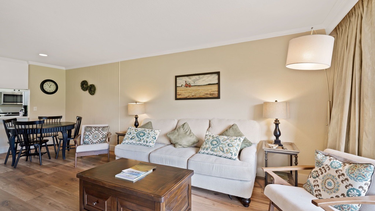 Photo of Livingroom in Napa