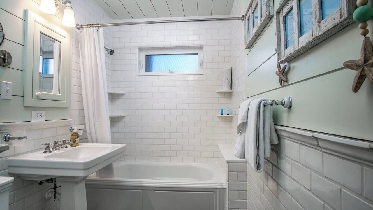 Photo of Bathroom in Little Venice