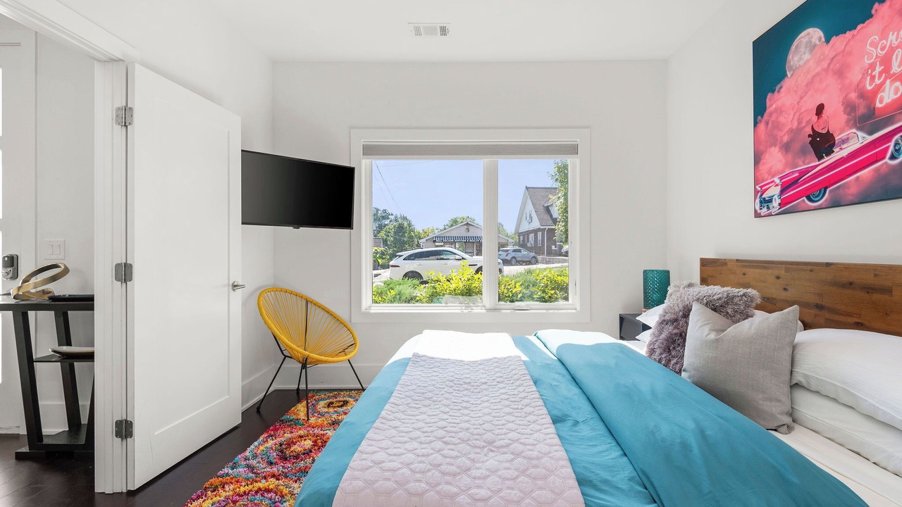 Photo of Bedroom in Historic Waverly