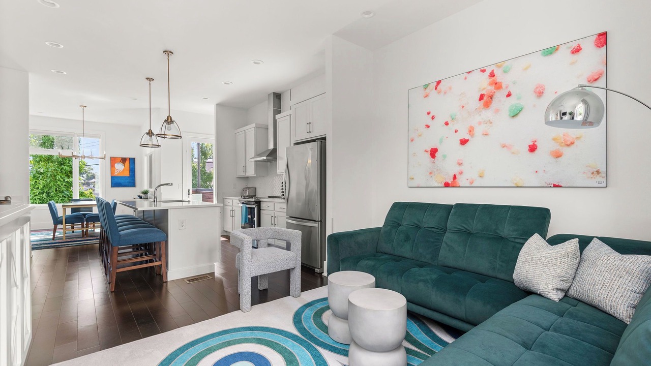 Photo of Livingroom in Historic Waverly