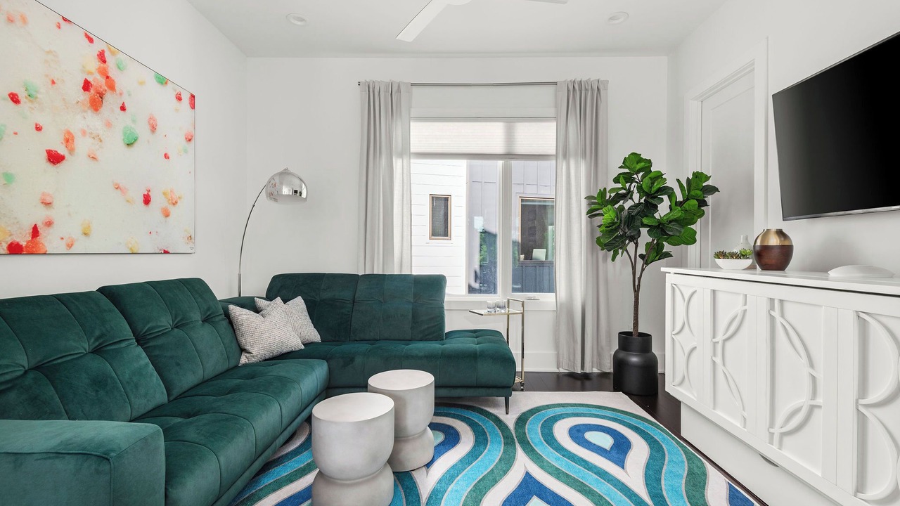Photo of Livingroom in Historic Waverly