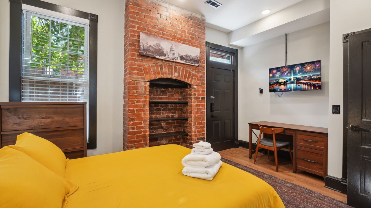 Photo of Bedroom in Shaw
