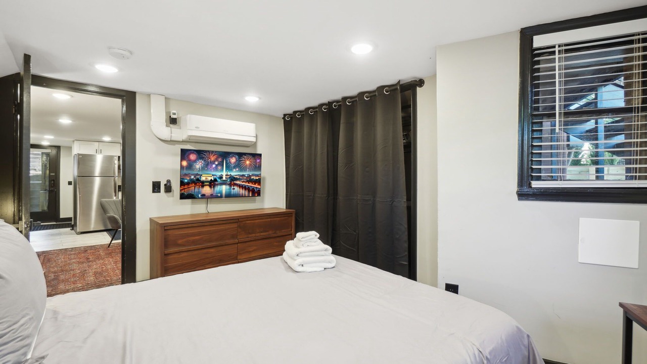 Photo of Bedroom in Shaw