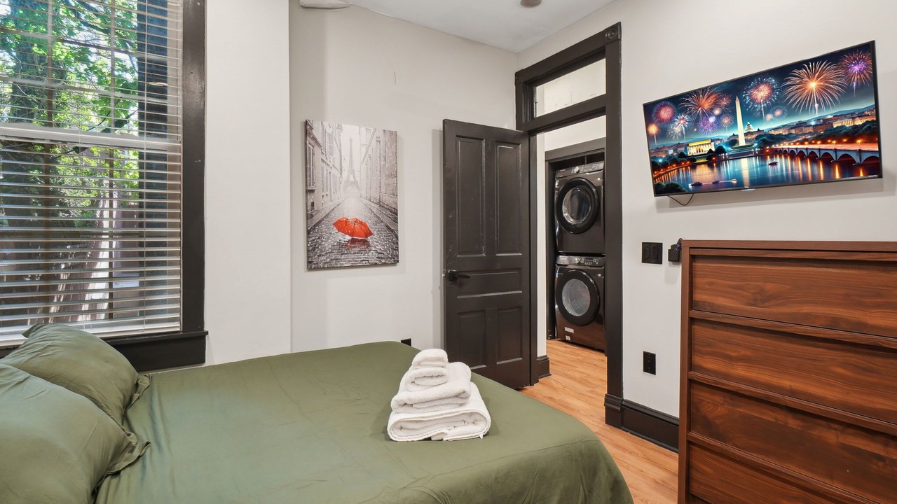 Photo of Bedroom in Shaw