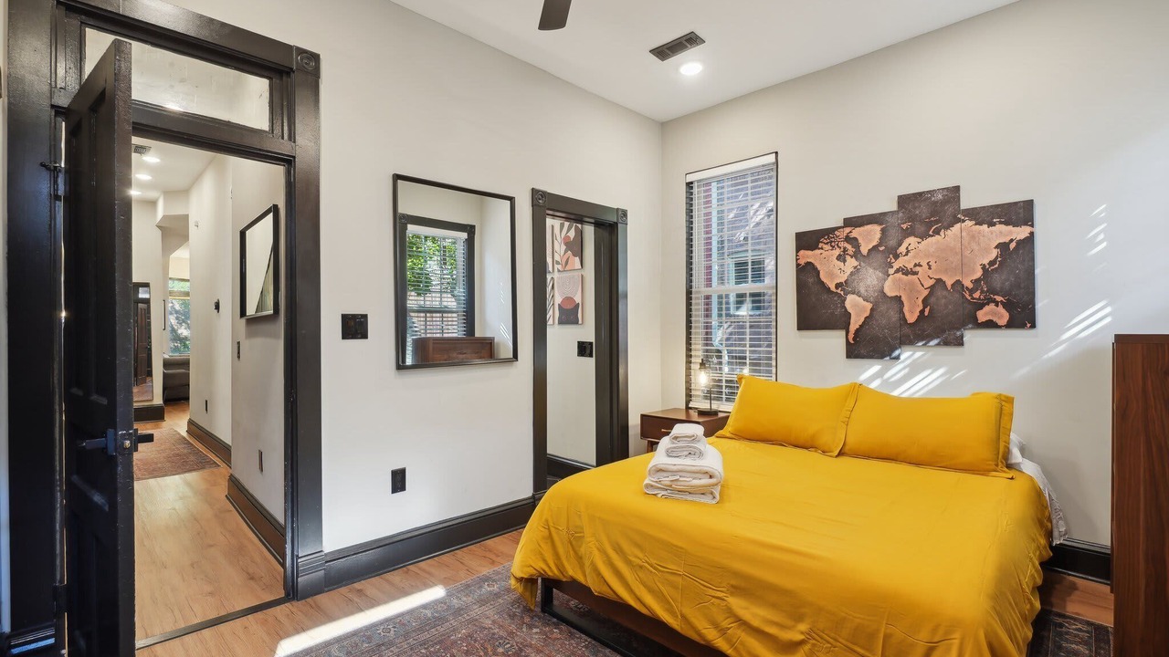 Photo of Bedroom in Shaw