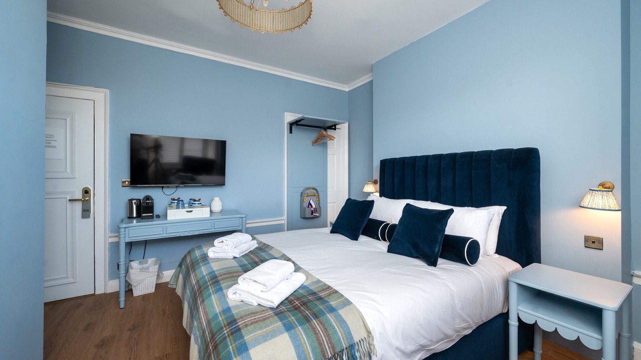 Photo of Bedroom in New Town