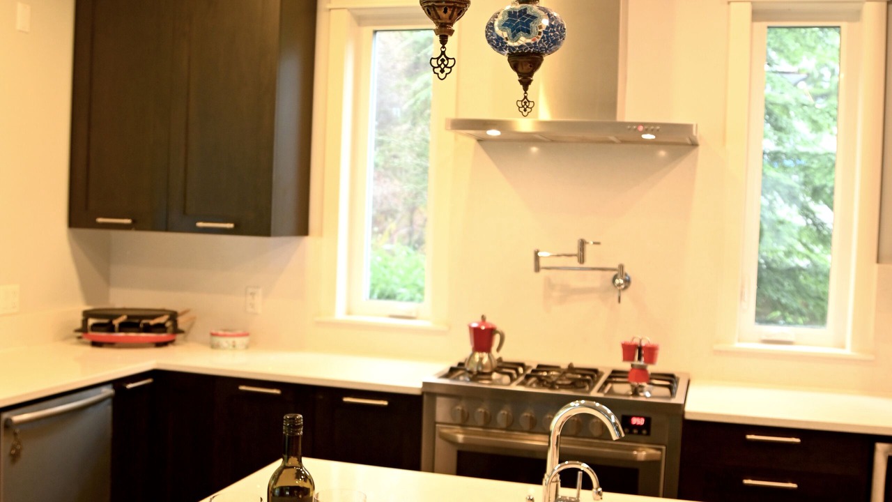 Photo of Kitchen in Metro Vancouver Regional District