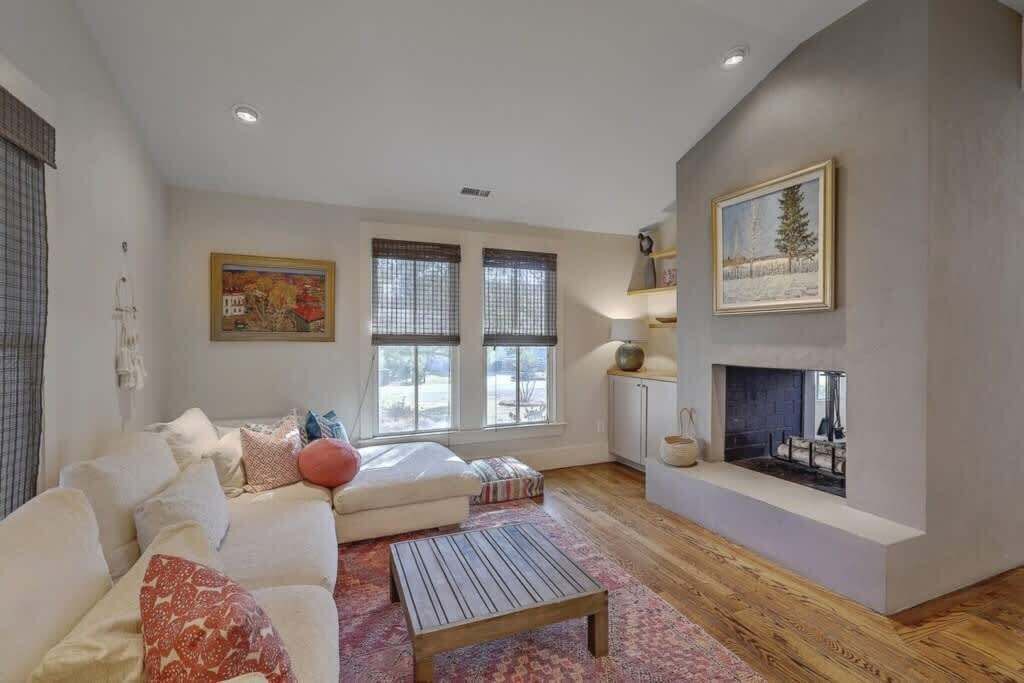 Photo of Bedroom in Charleston