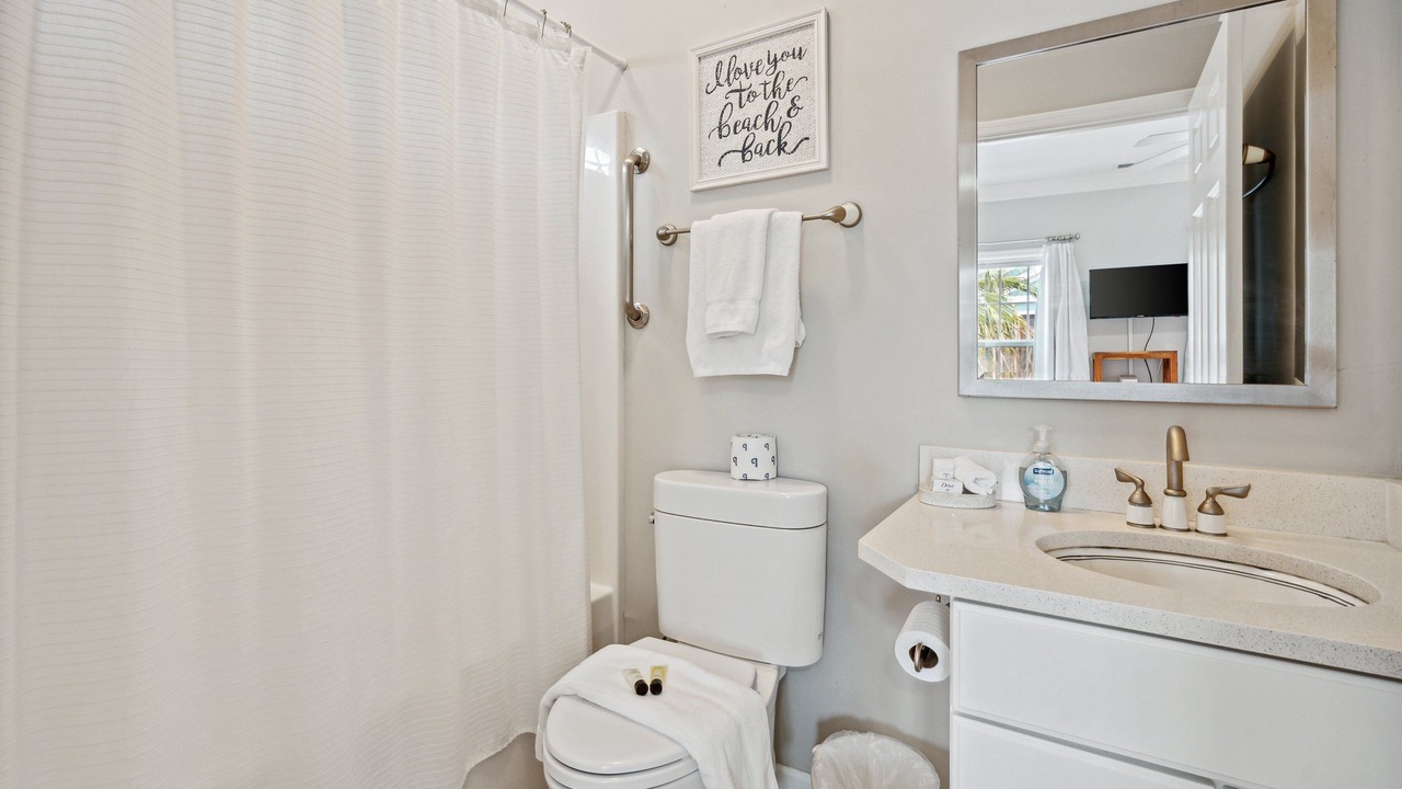 Photo of Bathroom in Waters Edge