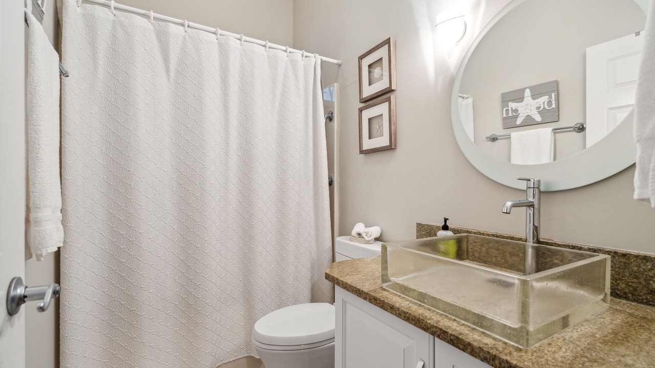Photo of Bathroom in Waters Edge
