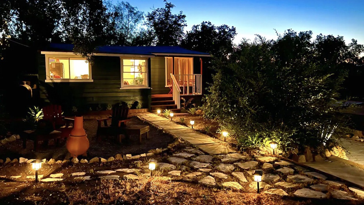 Photo of Outdoor in Calabasas Highlands