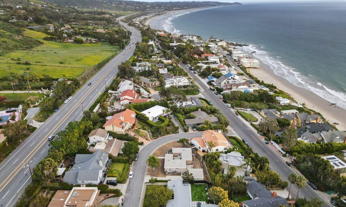 Photo of Others in Western Malibu