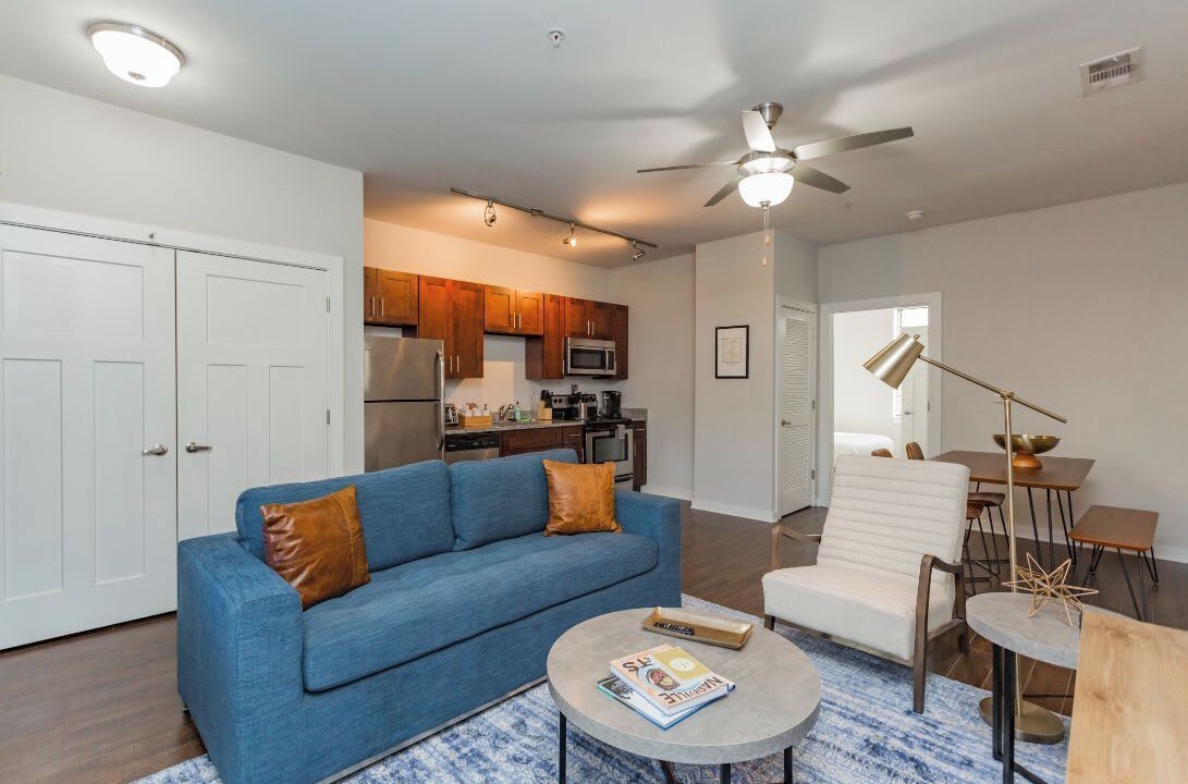 Photo of Livingroom in Music Row