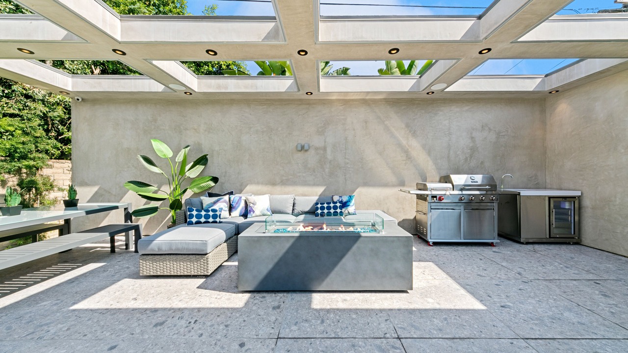Photo of Outdoor in Melrose