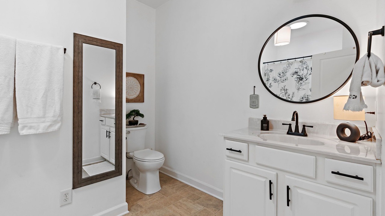 Photo of Bathroom in Hendersonville