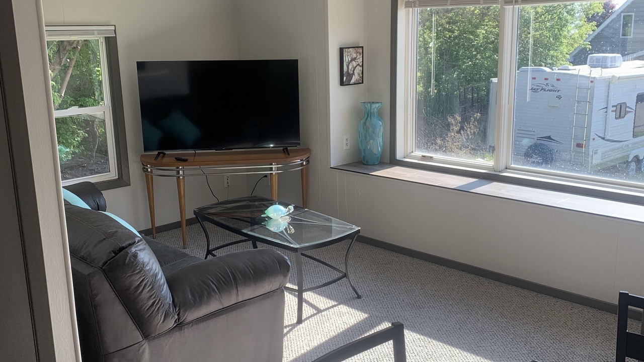Photo of Livingroom in Little Sturgeon