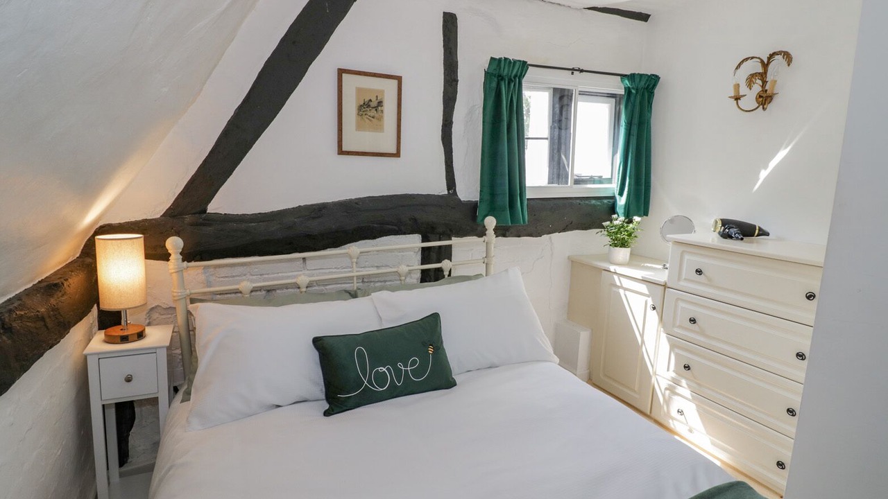 Photo of Bedroom in Shottery