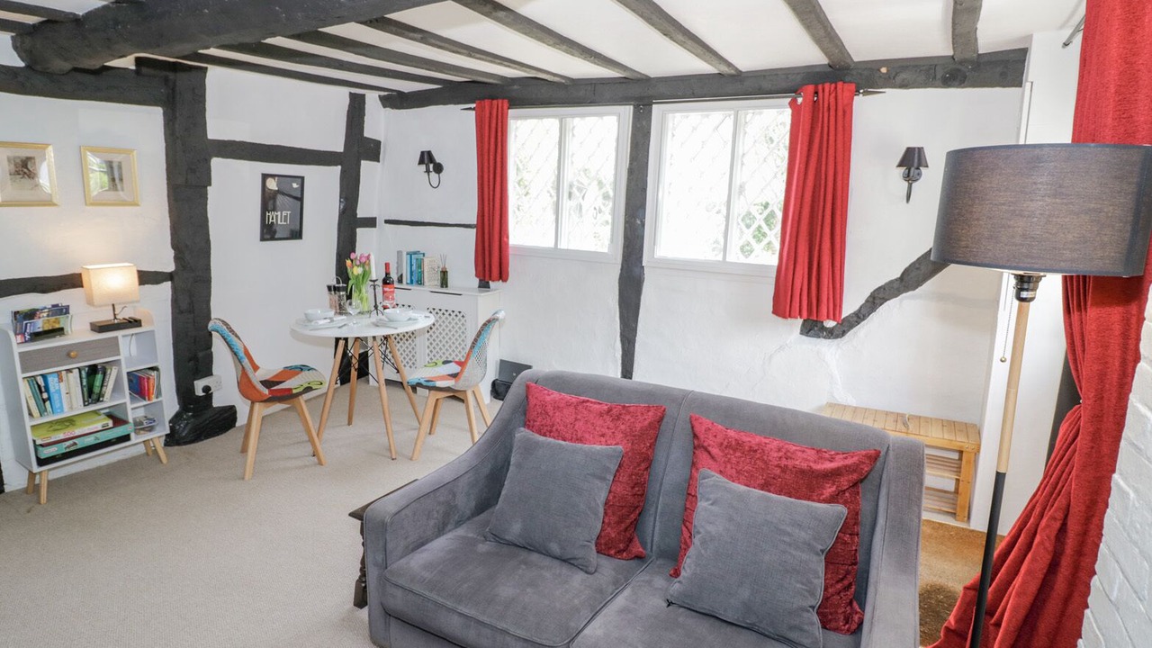 Photo of Livingroom in Shottery