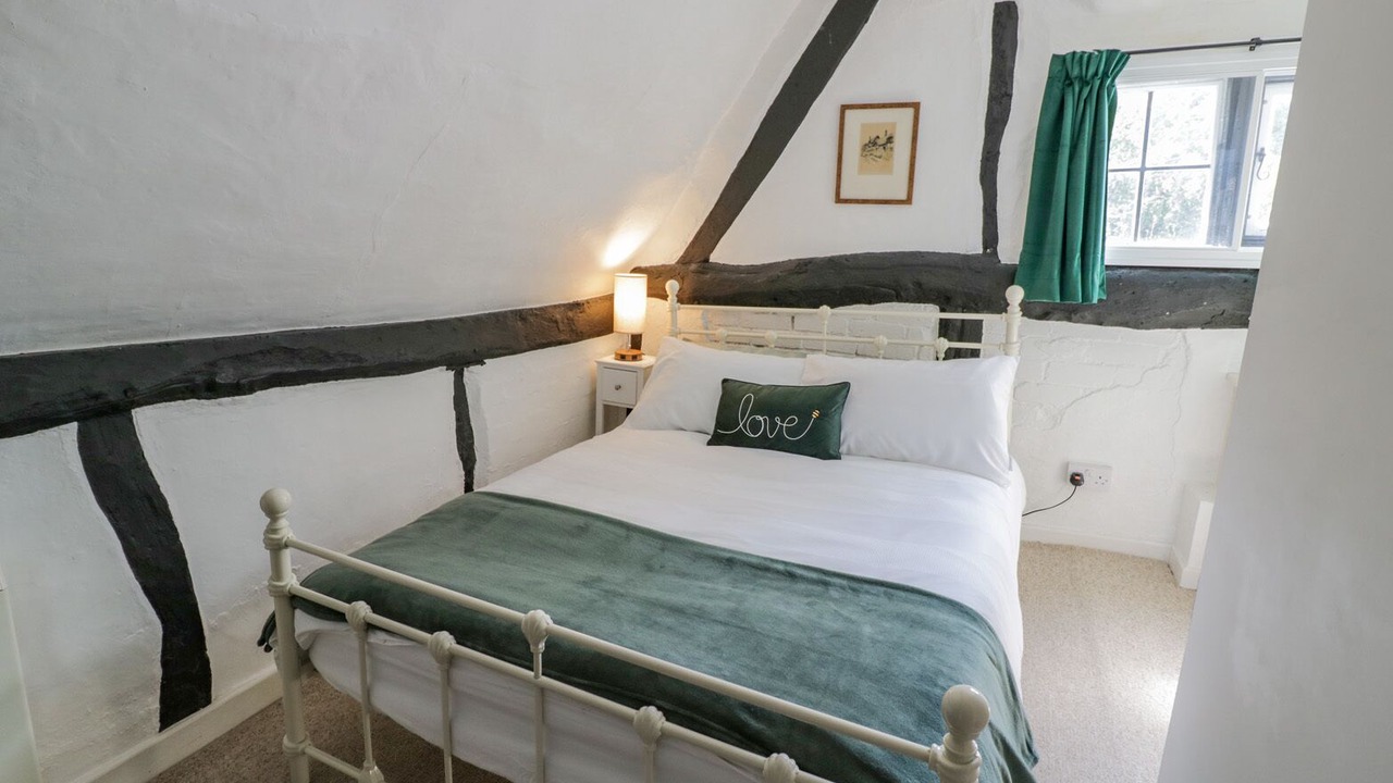 Photo of Bedroom in Shottery