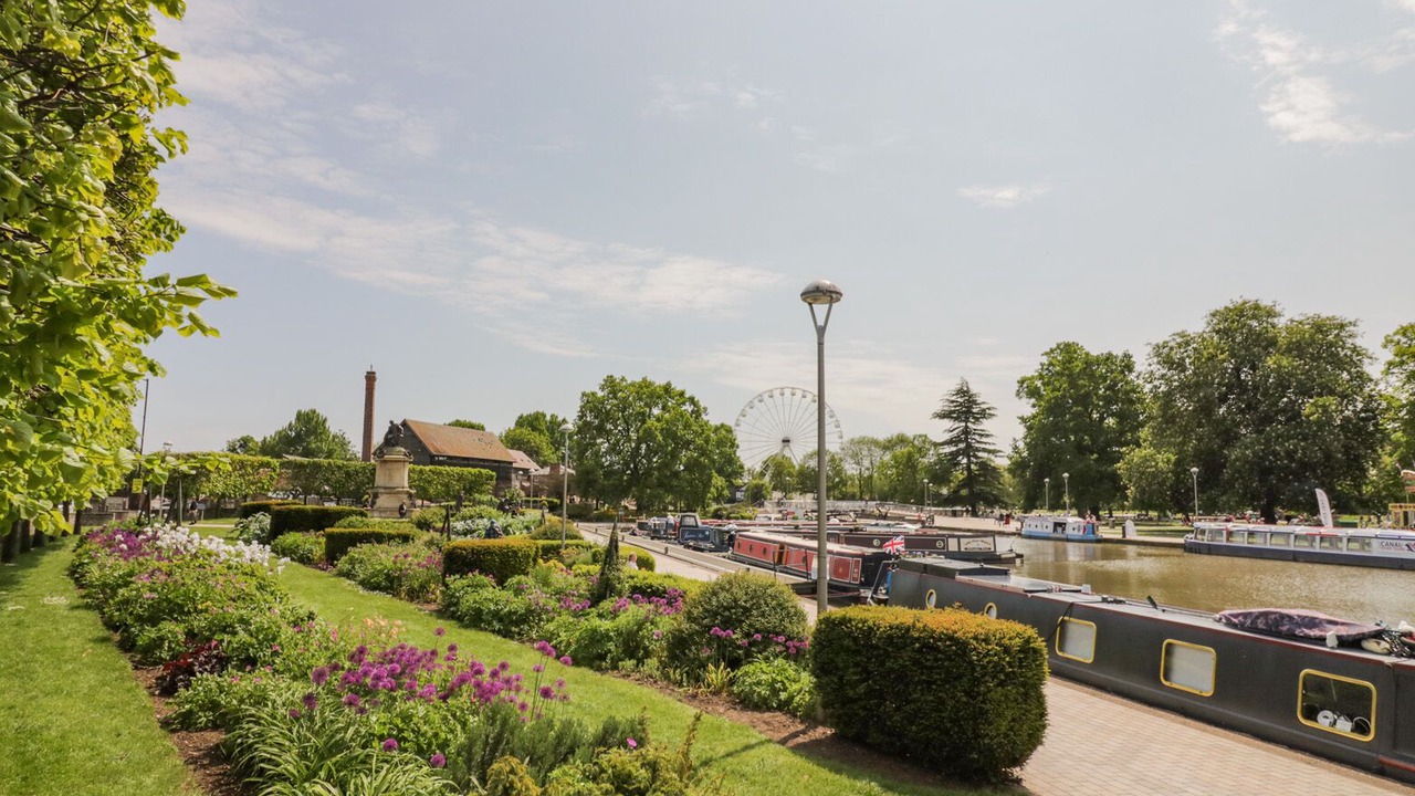 Photo of Outdoor in Shottery
