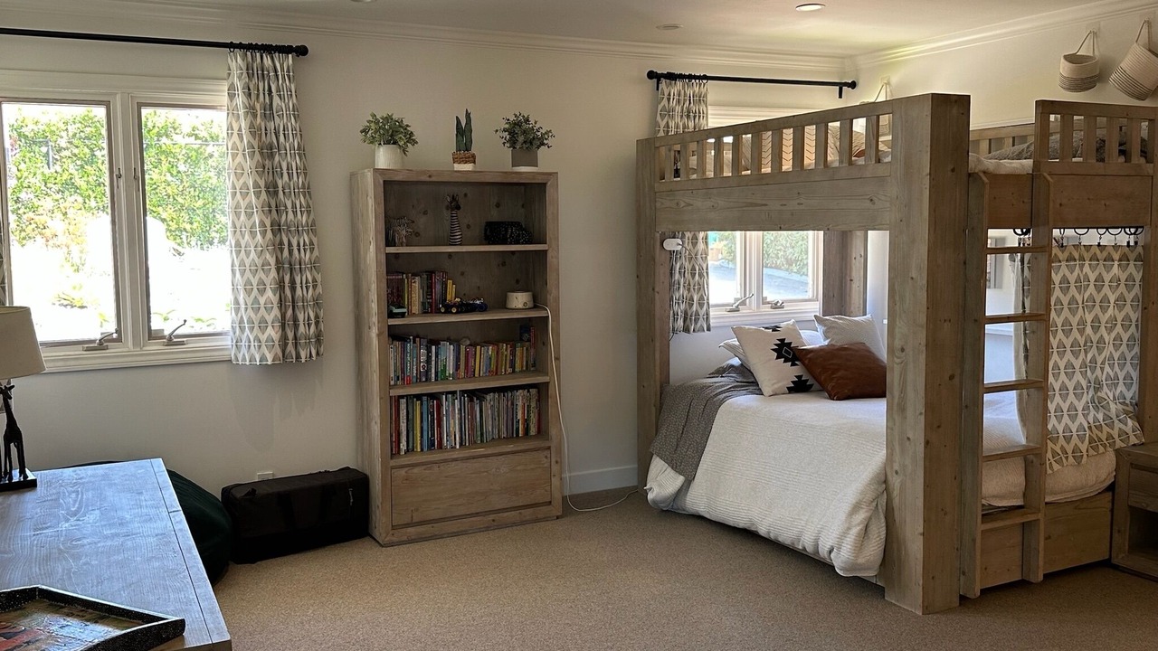 Photo of Bedroom in Eucalyptus Hill