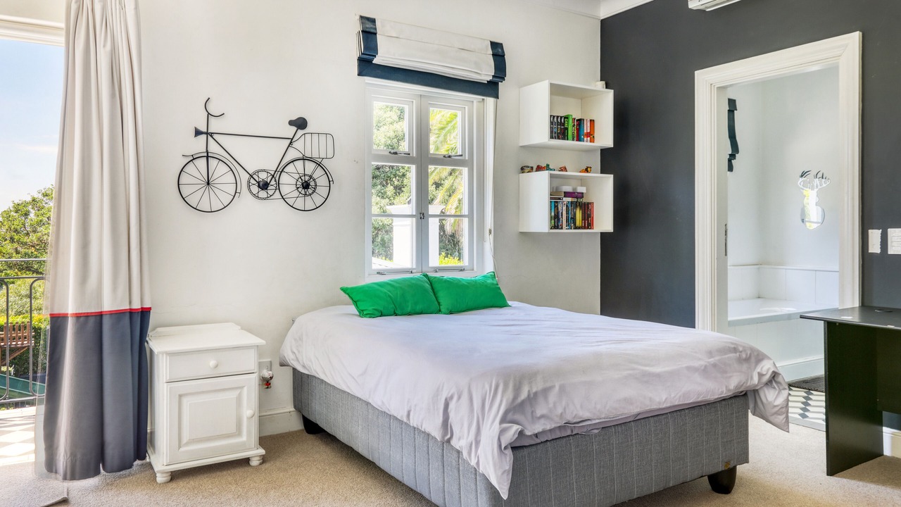 Photo of Bedroom in Bishopscourt