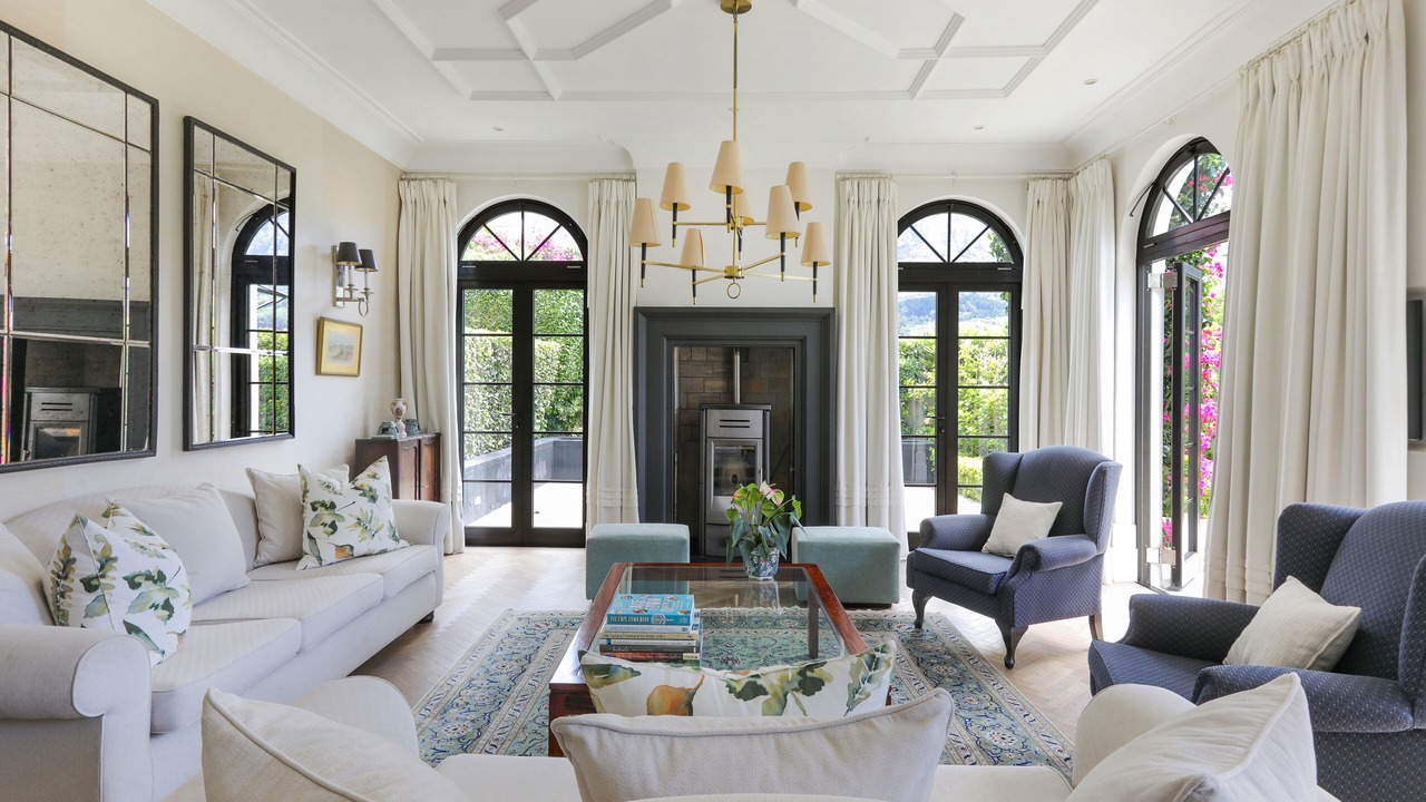 Photo of Livingroom in Bishopscourt