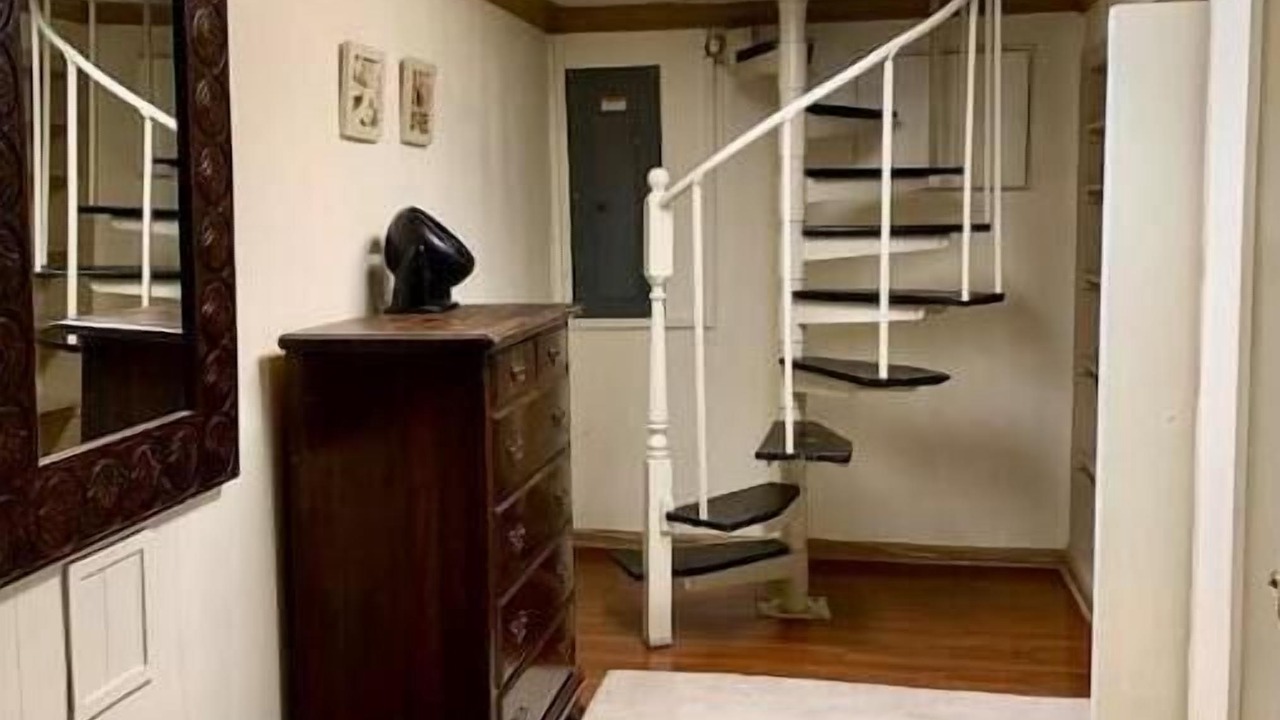 Photo of Bedroom in Aspen Hill